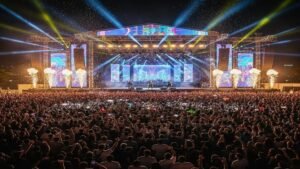 Eventos e festivais culturais no Brasil reunindo público diverso